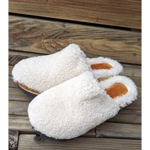 M. Gemi The Greta Womens 38 8 Off White Shearling Studded Slipper Clog Shoe